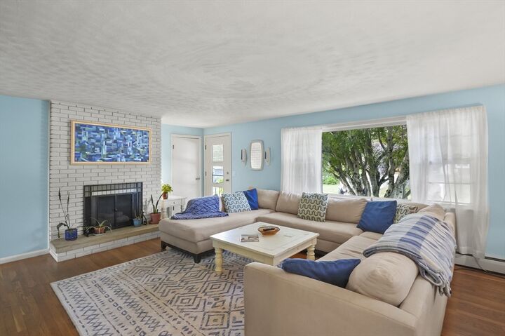 Property Photo:  5 Leonard Avenue  MA 01571 