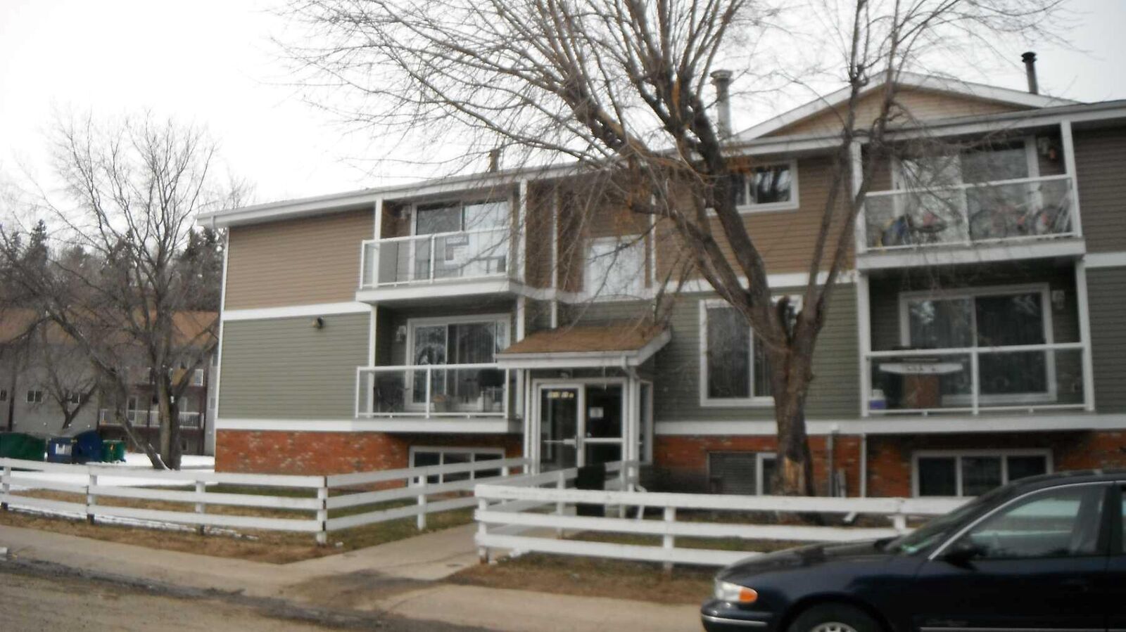 Property Photo:  5812 61 Street 103  AB T4N 6H4 