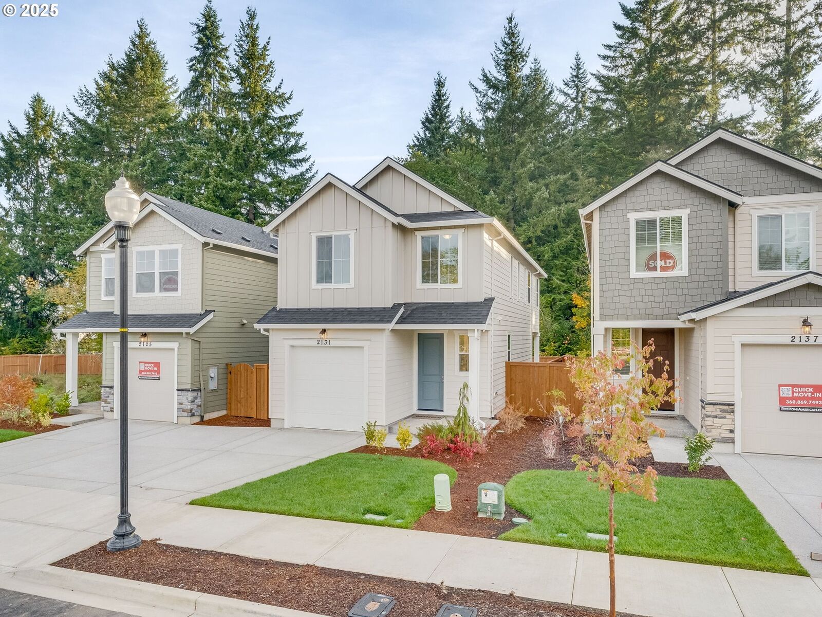 Property Photo:  2131 SW 5th Pl  WA 98604 