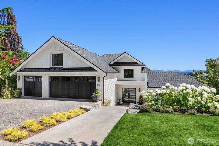 8902  45th Avenue NE  Seattle WA 98115 photo