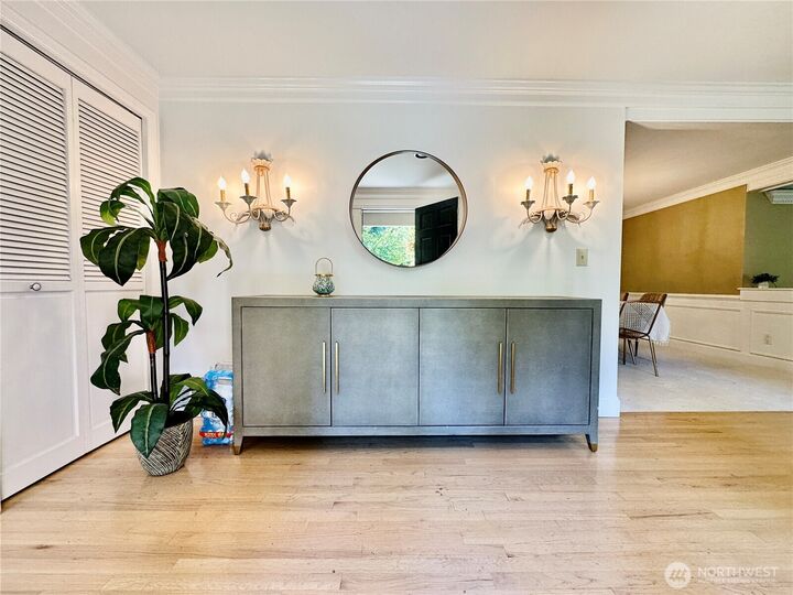 Property Photo:  4117  117th Avenue NE  WA 98033 