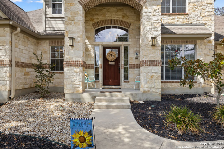 Property Photo:  133 Legacy Trace  TX 78121 