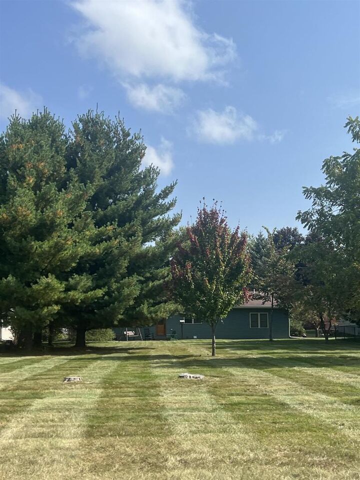 Property Photo: 412 Ernest Street WI 54941