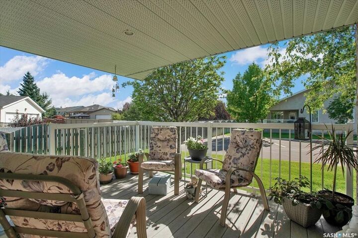 Property Photo:  6 Crystal Villa  SK S0K 0A1 