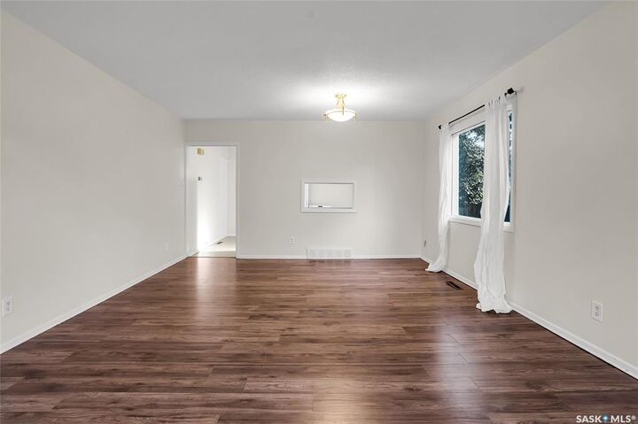 Property Photo: 520 8th Street E SK S7H 0P8