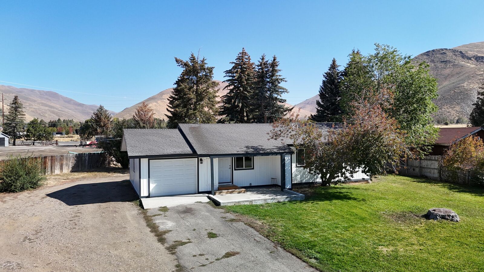 Property Photo: 167 Hardwood St ID 83313
