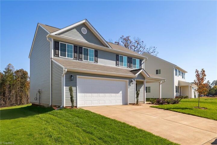 Property Photo: 3910 Arcola Way NC 27405