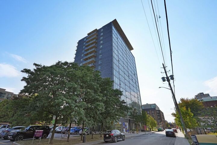 Photo de la propriété: 300 Lisgar Street 702 ON K2P 0E2