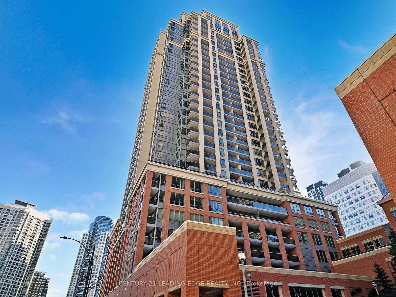 Property Photo:  4080 Living Arts Drive 710  ON L5B 4N3 