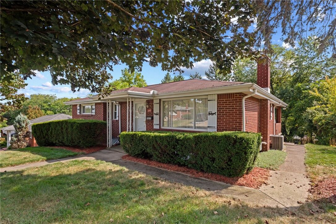 Property Photo: 10802 Airview Dr PA 15642
