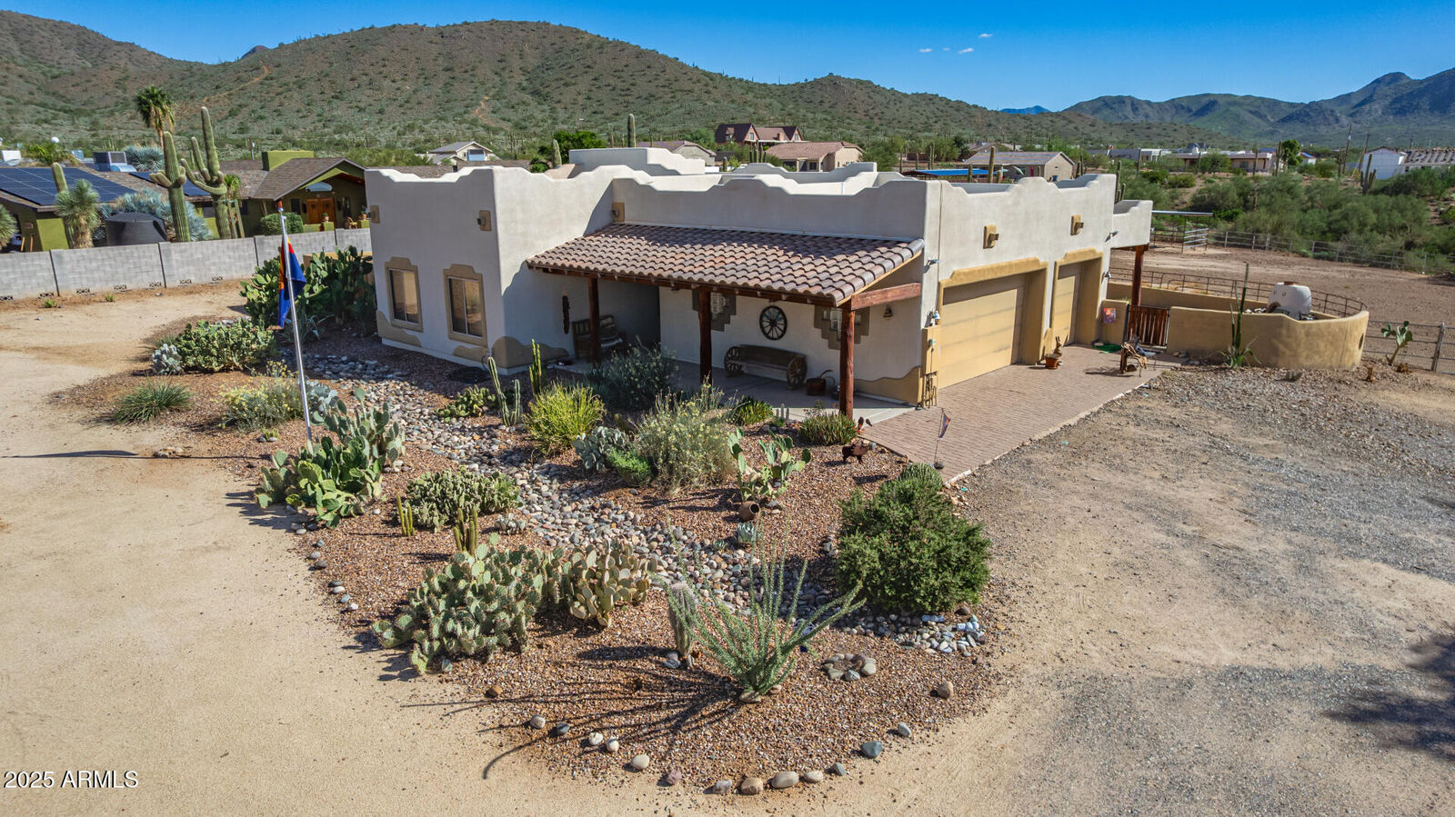 Property Photo:  38725 N 16th Place  AZ 85086 