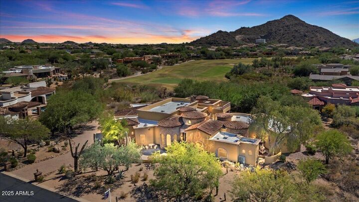 Property Photo:  4037 N Pinnacle Hills Circle  AZ 85207 