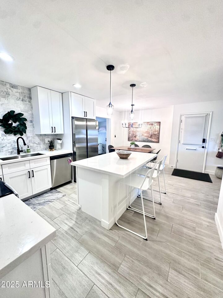 Property Photo: 5527 E Dallas Street AZ 85205