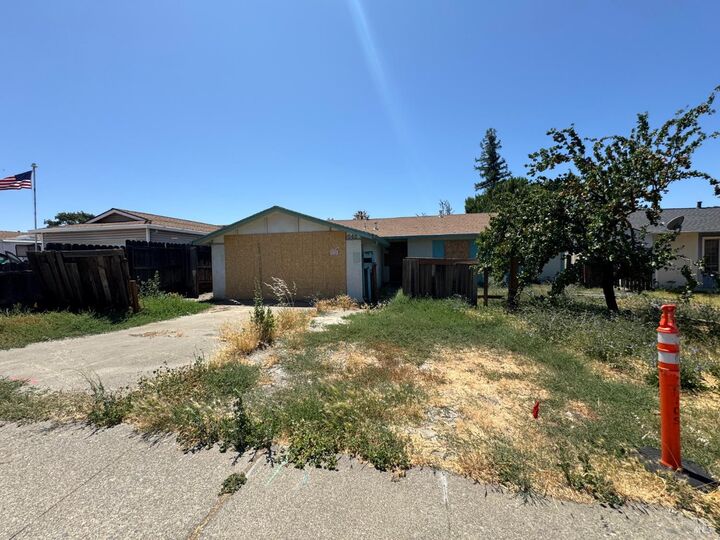 Property Photo: