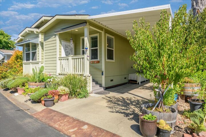 Property Photo:  2412 Foothill Boulevard 42  CA 94515 