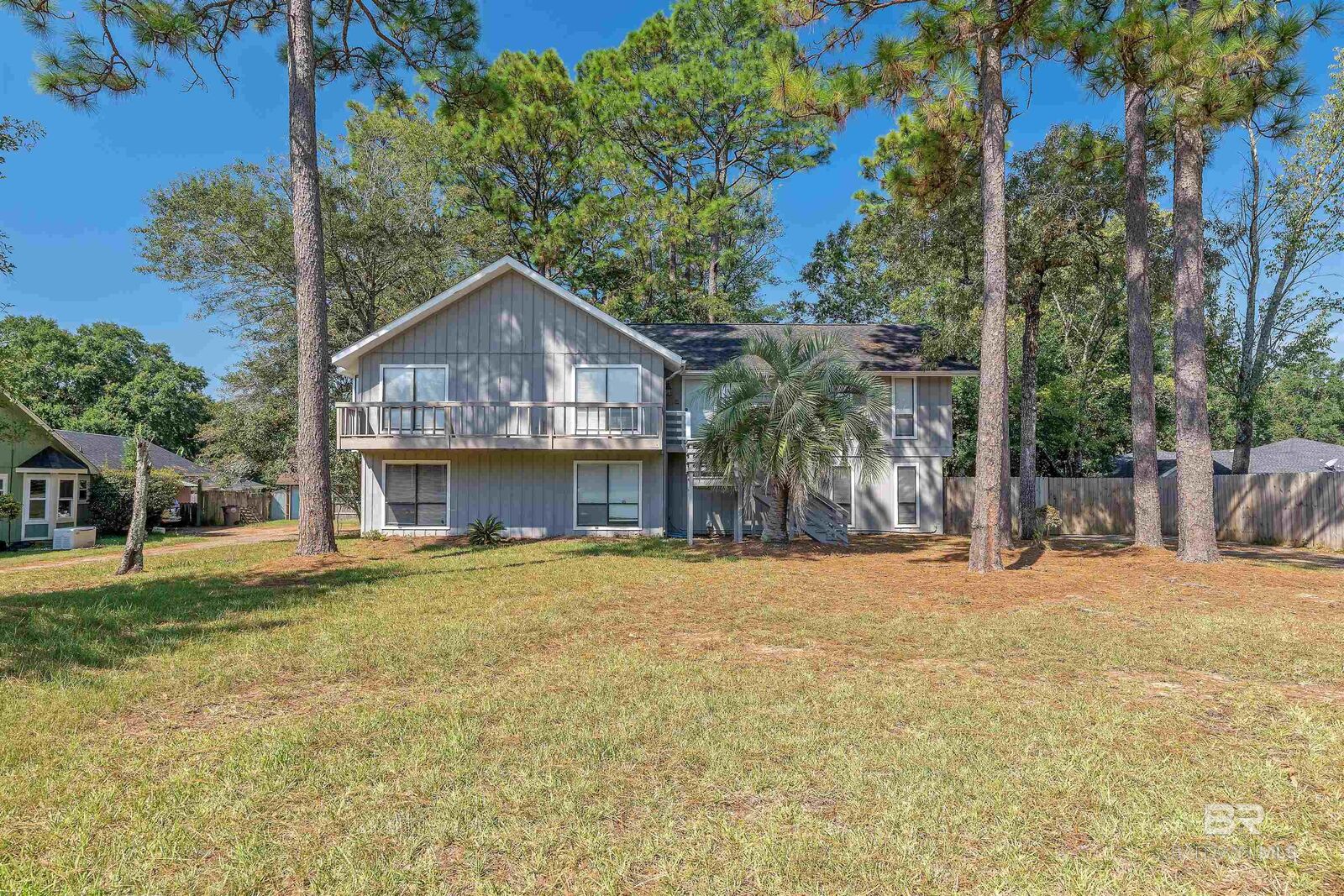 Property Photo: 2004 E Pine Needle Drive AL 36609