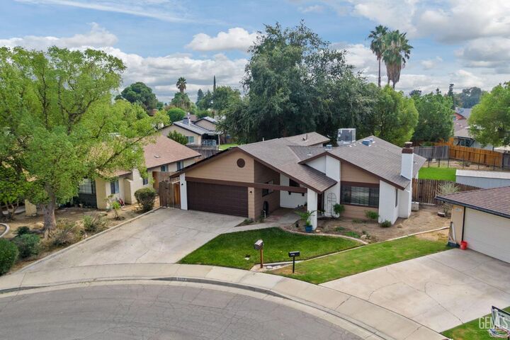 Property Photo:  6825 Plaquemines Drive  CA 93309 