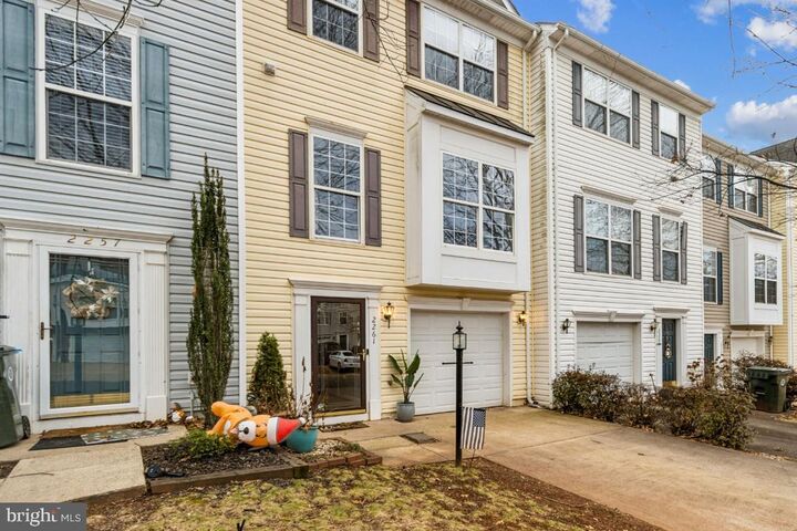 Property Photo:  2261 Forsythia Drive  VA 22701 
