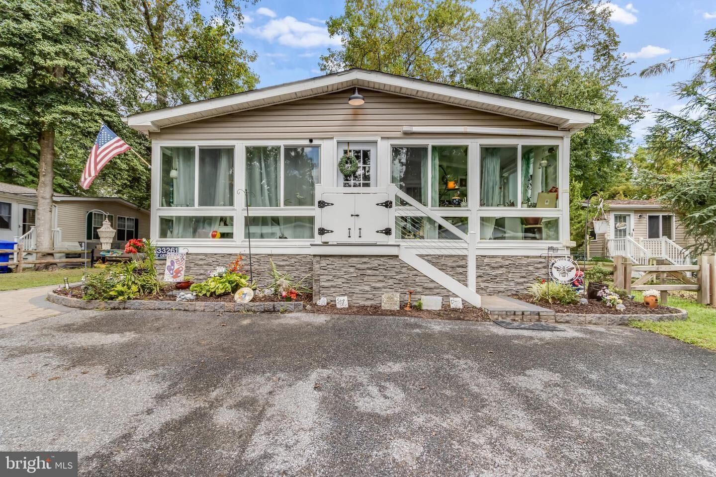 Property Photo: 33261 Oakwood Cove 50960 DE 19966