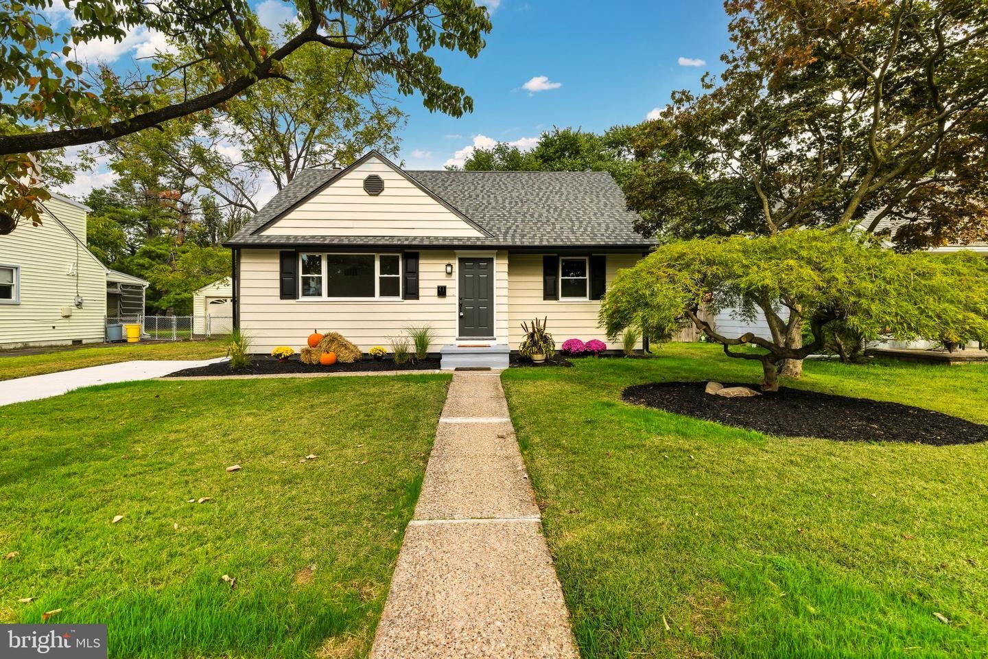 Property Photo:  41 Ward Avenue  NJ 08106 