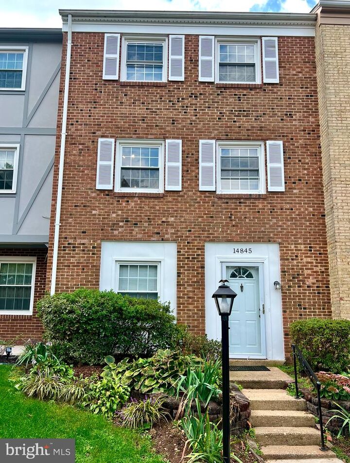 14845 Haymarket Lane  Centreville VA 20120 photo
