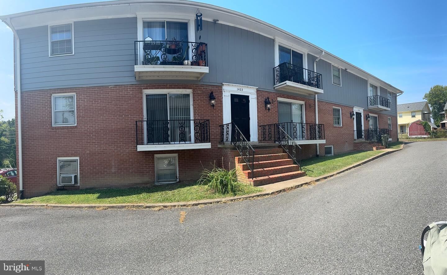 Property Photo: 1423 Dandridge Street B VA 22401