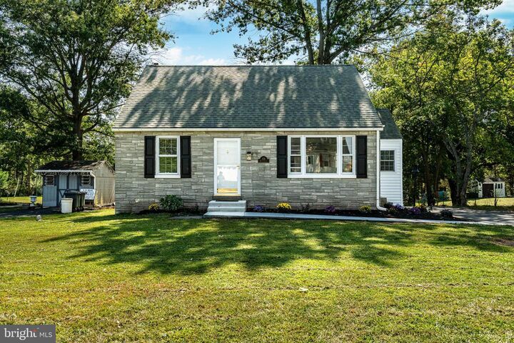 174 Maple Avenue  Collegeville PA 19426 photo