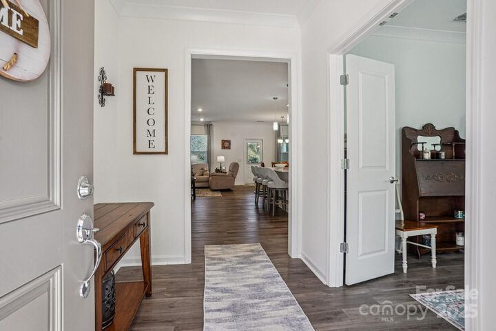 Property Photo:  5711 Stewarts Landing Road  NC 28215 