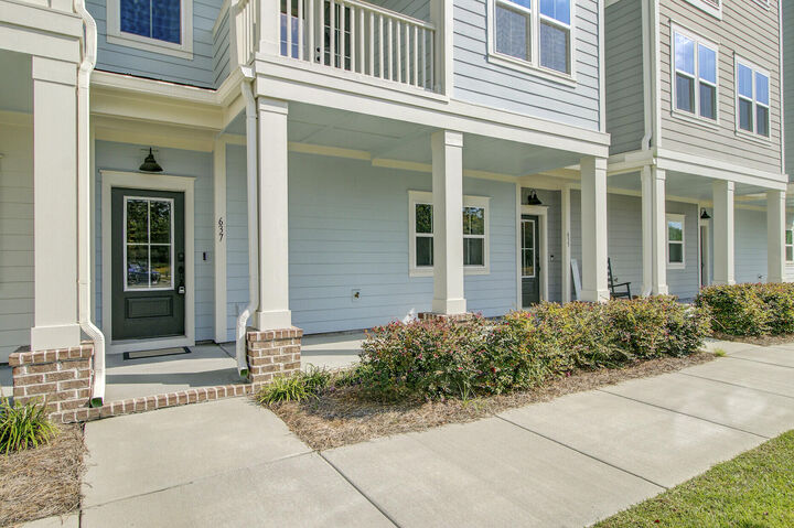 Property Photo: 637 N Laurel Street SC 29483