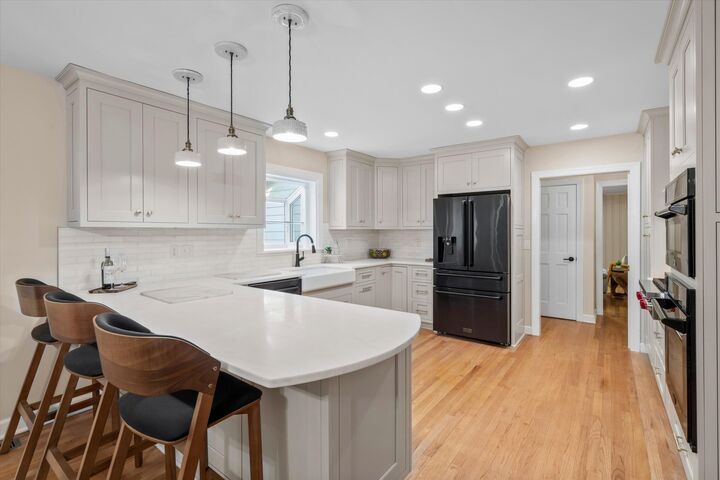 Property Photo: 1014 S Main Street SC 29483