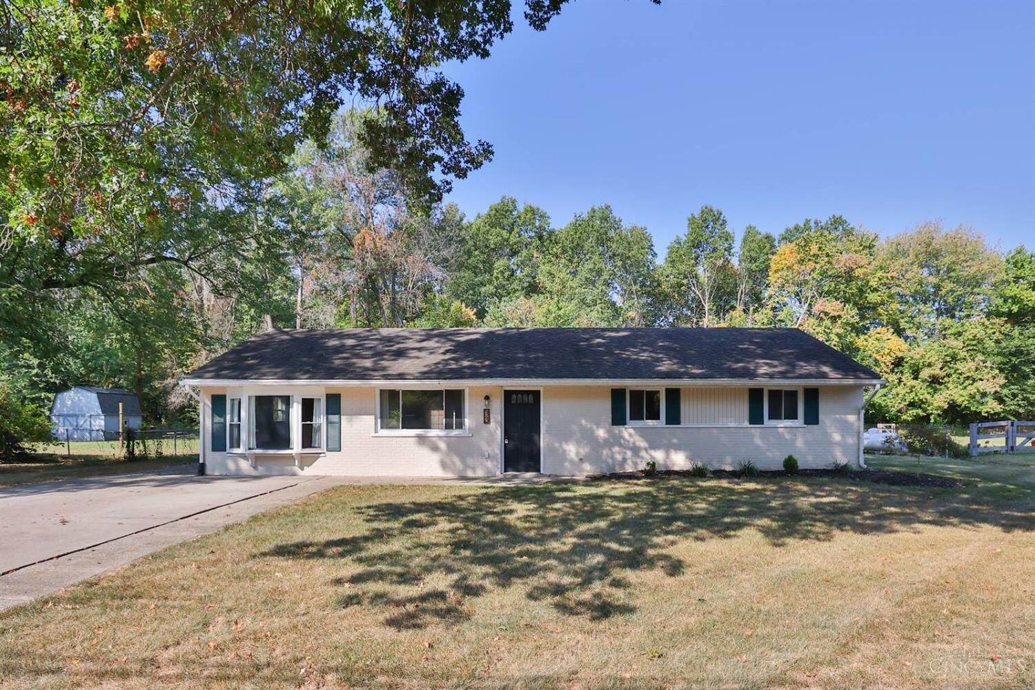 Property Photo: 33 Sutton Lane OH 45122
