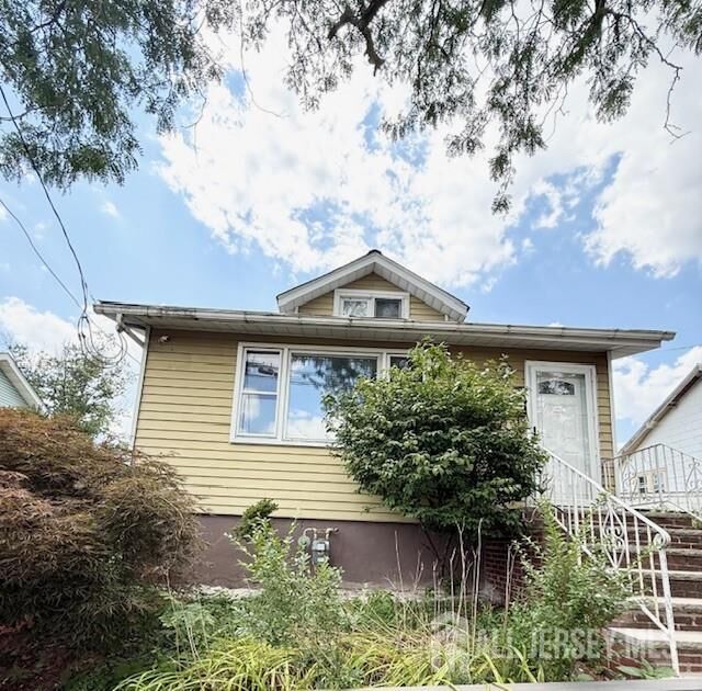 Property Photo:  424 S 8th Avenue S  NJ 08904 