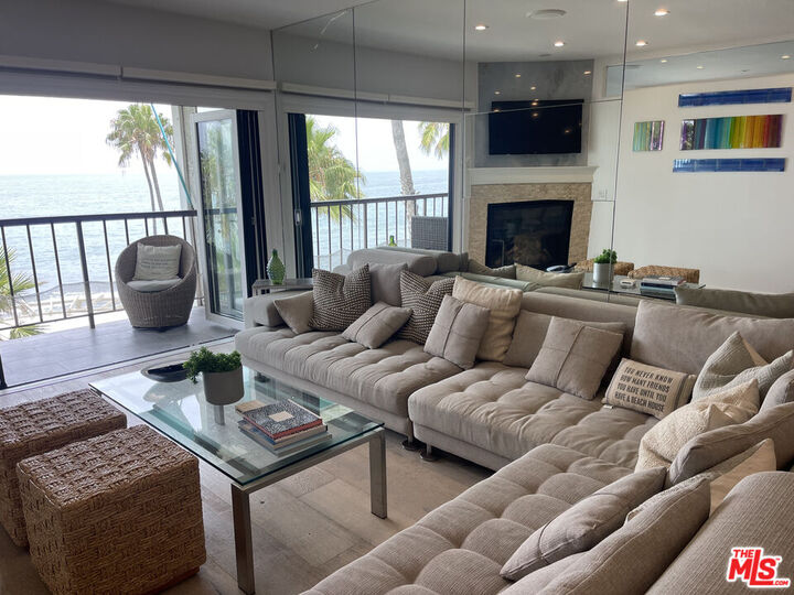 Property Photo:  26666 Seagull Way  CA 90265 