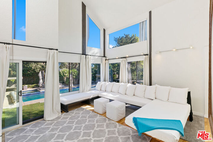 Property Photo:  6649 Zumirez Dr  CA 90265 