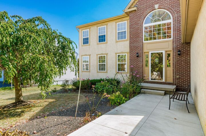 Property Photo:  3902 Rivers Run Drive  OH 43035 