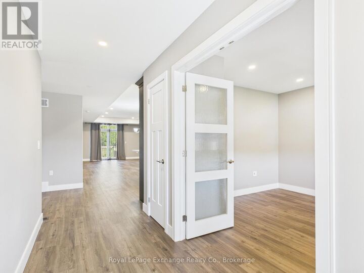 Property Photo:  36 Jordan Crescent Unit A  ON N0G 1E0 