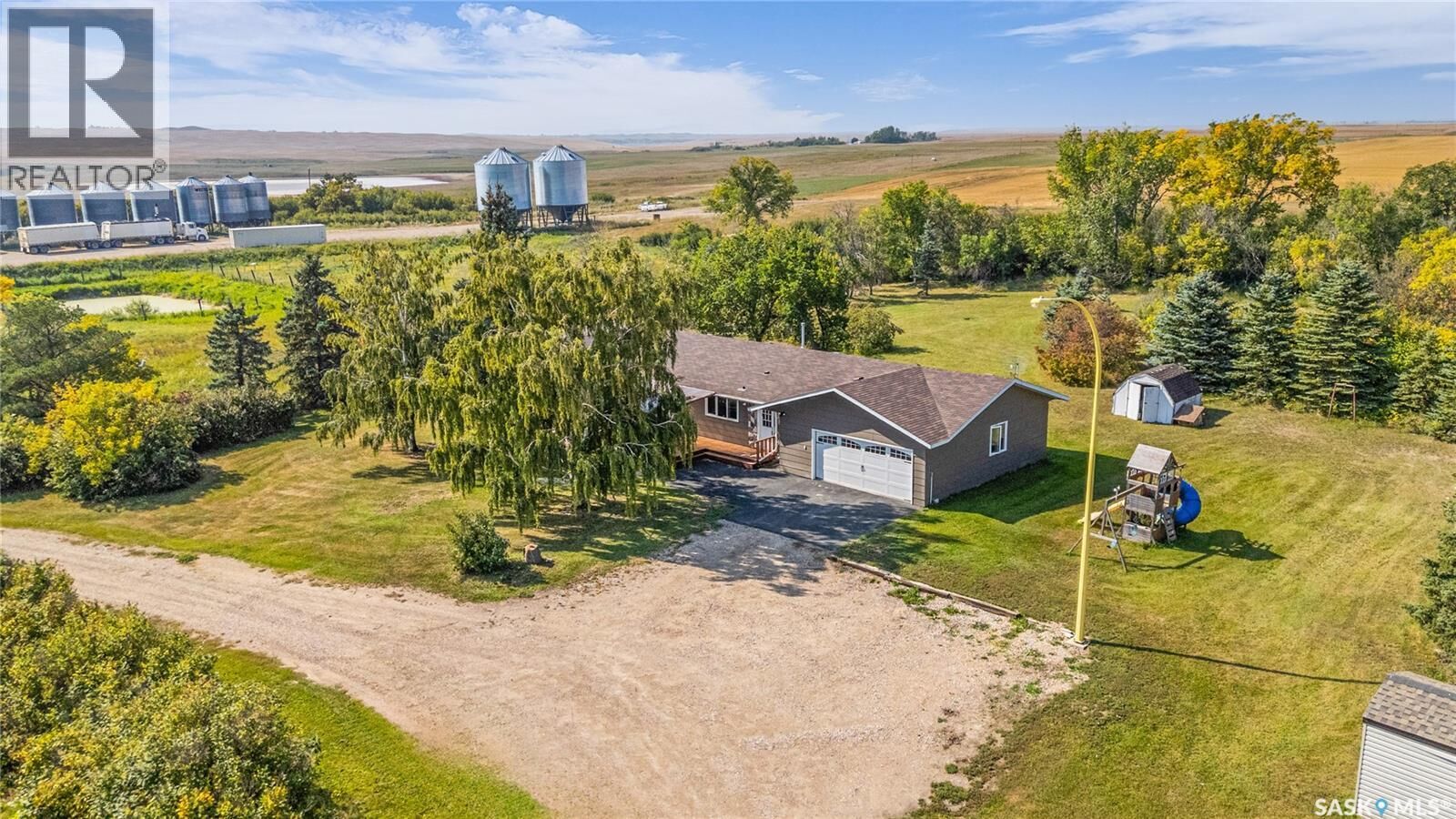 Property Photo: Allan SE Acreage SK S0K 4Y0