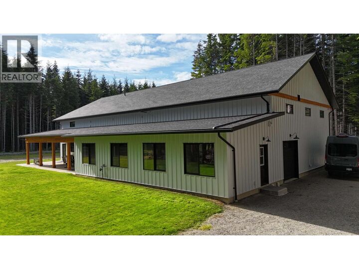 Property Photo:  324 Loganberry Avenue  BC V8C 0B6 