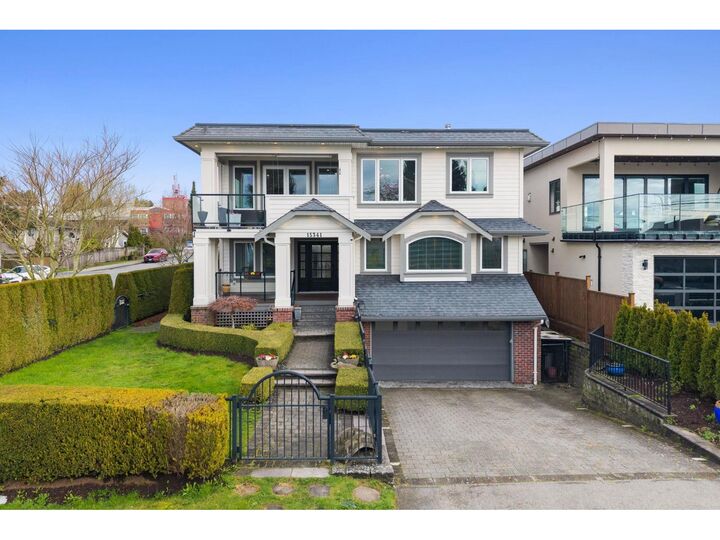 15341 Royal  White Rock BC V4B 1M9 photo