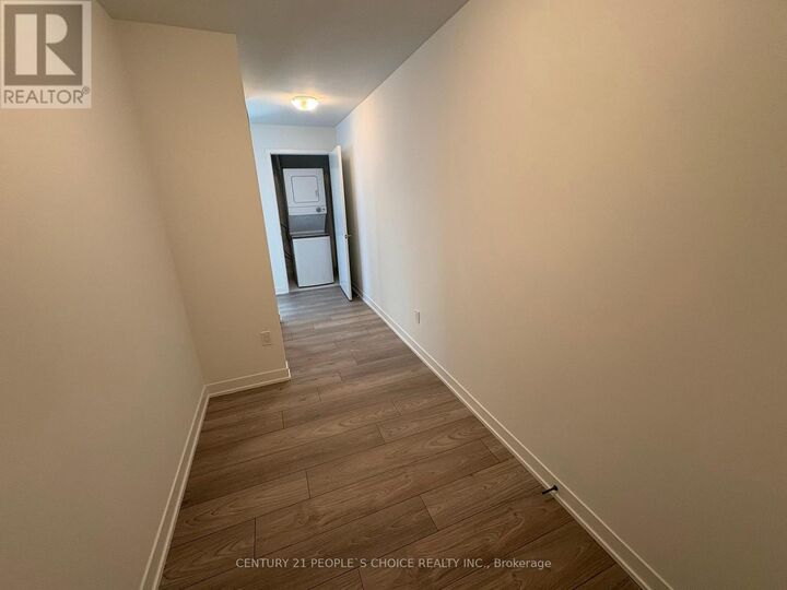 Property Photo:  474 Caldari Road 2005  ON L4K 0R5 