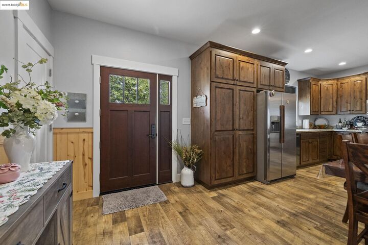 Property Photo: 24306 White Fir Dr CA 95383