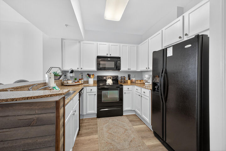 Property Photo: 4203 Indian Bayou Trail 1809 FL 32541