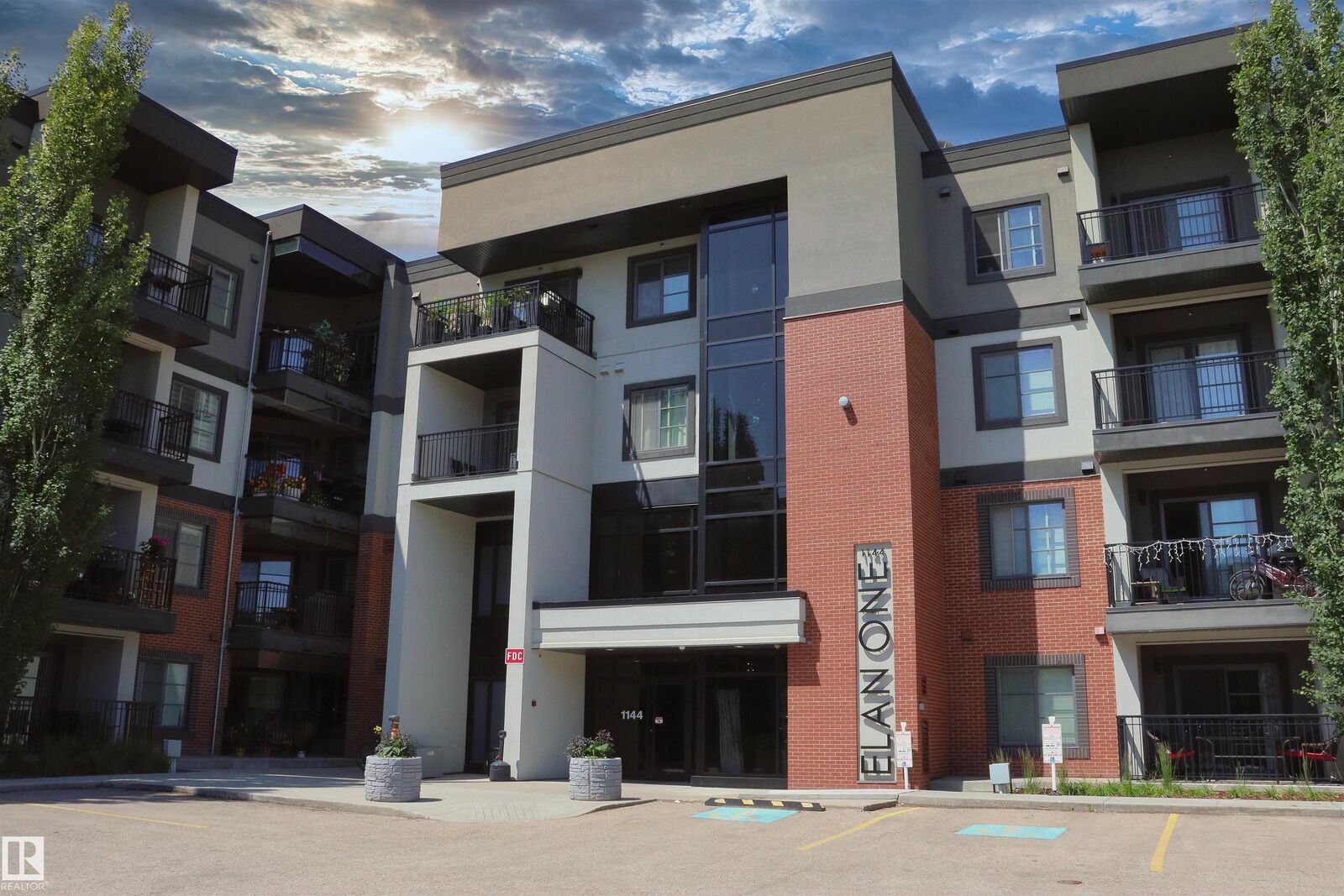 Property Photo: 1144 Adamson Drive SW 110 AB T6W 2X7