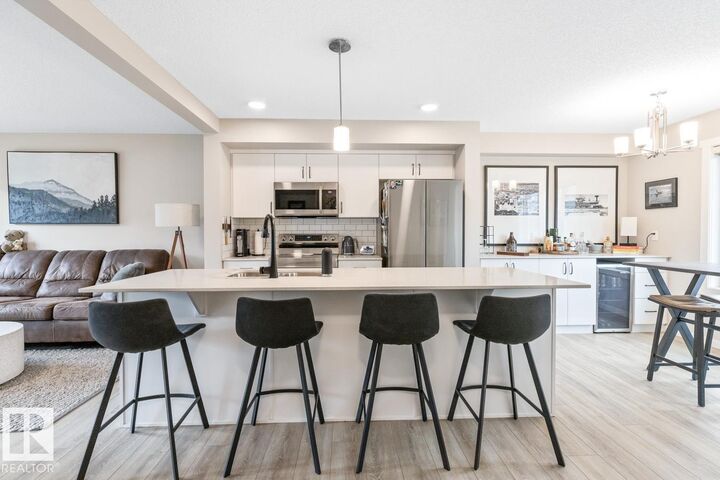 Property Photo: 1530 Tamarack Boulevard NW 110 AB T6T 2E6