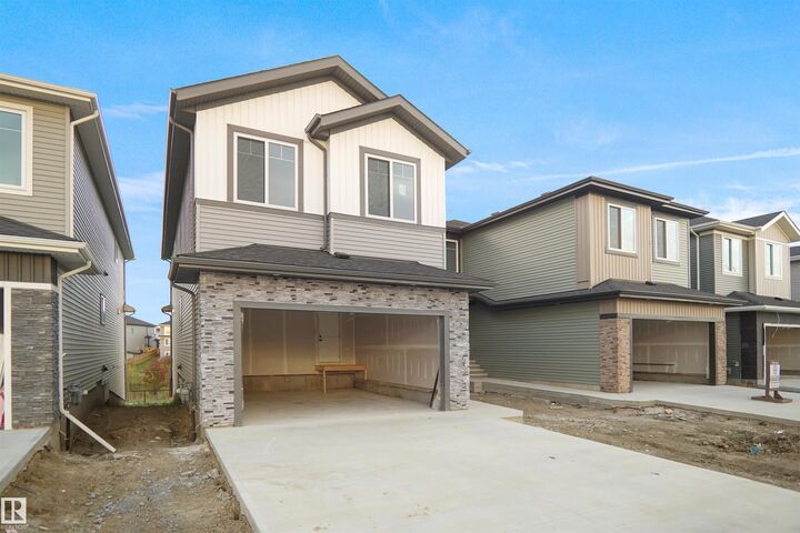 Property Photo:  17 Axelwood Crescent  AB T7X 3C6 