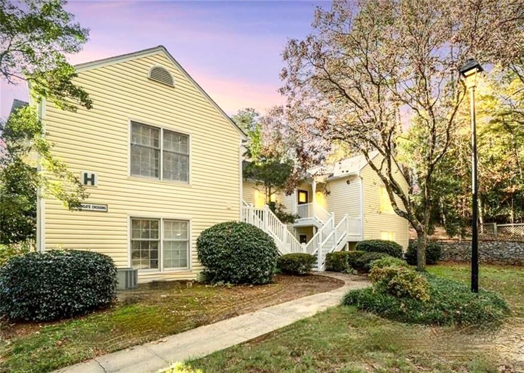 Property Photo: 916 Cannon Gate Crossing GA 30064
