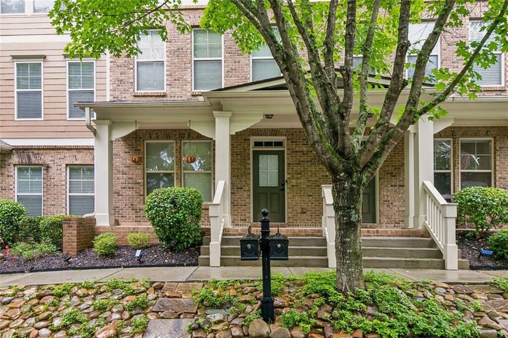 Property Photo: 4358 Grove Field Court GA 30024