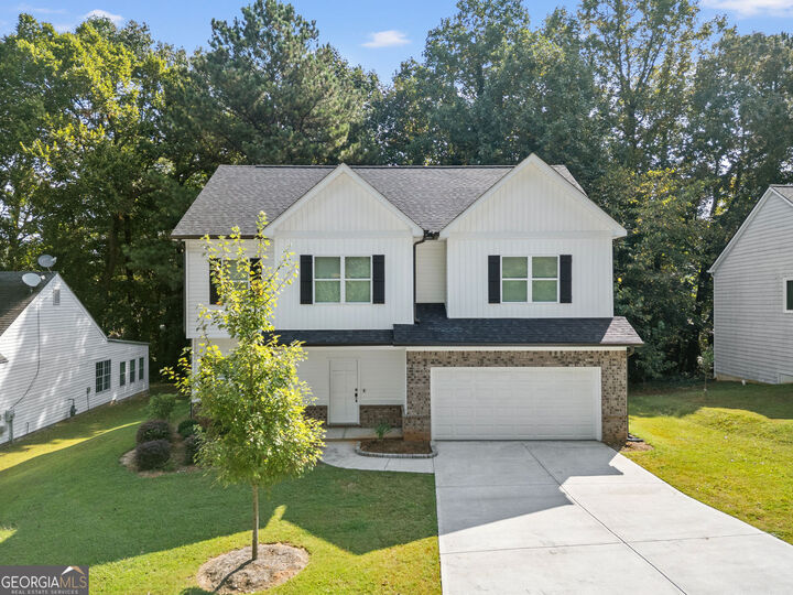 Property Photo: 1107 Glen Chase Drive GA 30044
