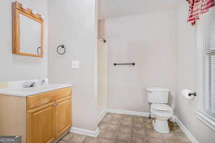 Property Photo: 39 Lazy Water Drive GA 30120