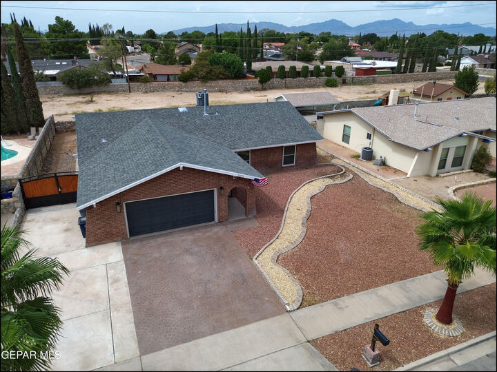 Property Photo:  1693 Robert Wynn Street  TX 79936 